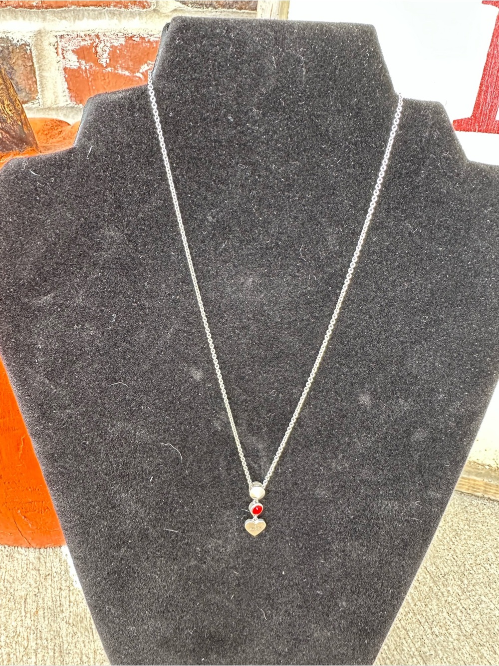 Gucci trademark drop pendant heart necklace-COA included